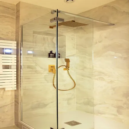 Apartman Elegant - 2br- 6p- Gare Saint Lazare, Cleaning Included