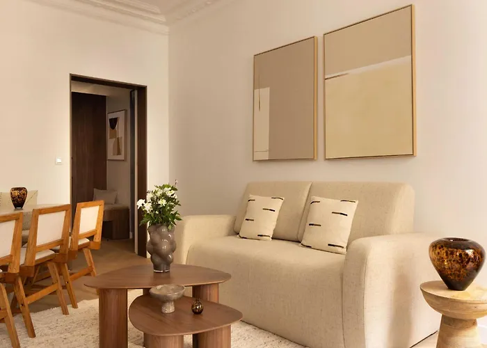 Elegant - 2br- 6p- Gare Saint Lazare, Cleaning Included Апартаменты