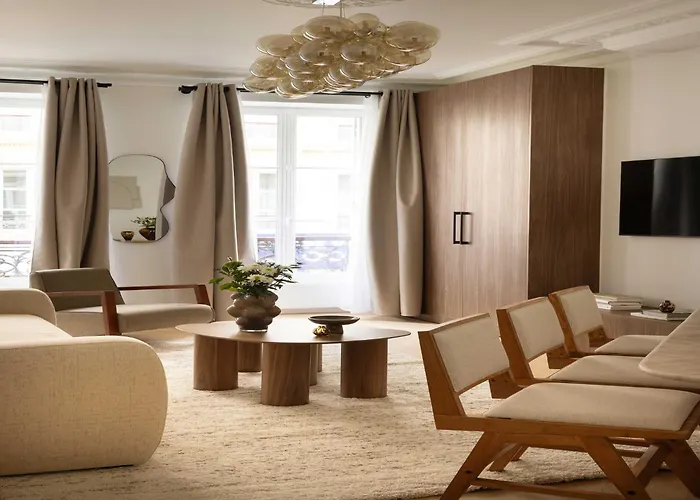 Elegant - 2br- 6p- Gare Saint Lazare, Cleaning Included Апартаменты *