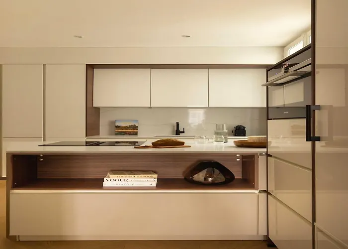 Elegant - 2br- 6p- Gare Saint Lazare, Cleaning Included Апартаменты