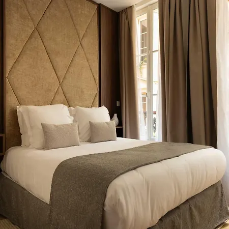 Elegant - 2br- 6p- Gare Saint Lazare, Cleaning Included Париж